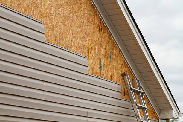 24/7 Emergency Vinyl Siding experts in Transfer, PA